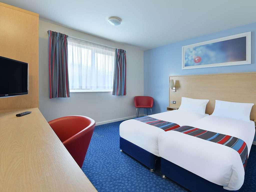 Travelodge Bristol Severn View M48 Elberton Pokój zdjęcie