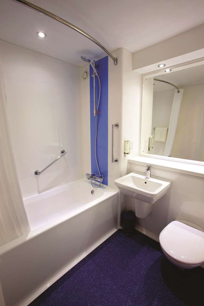 Travelodge Bristol Severn View M48 Elberton Pokój zdjęcie